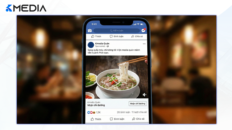 Mẫu quảng cáo Facebook "Food Porn" hấp dẫn với nút Nhận chỉ đường của quán Kmedia.